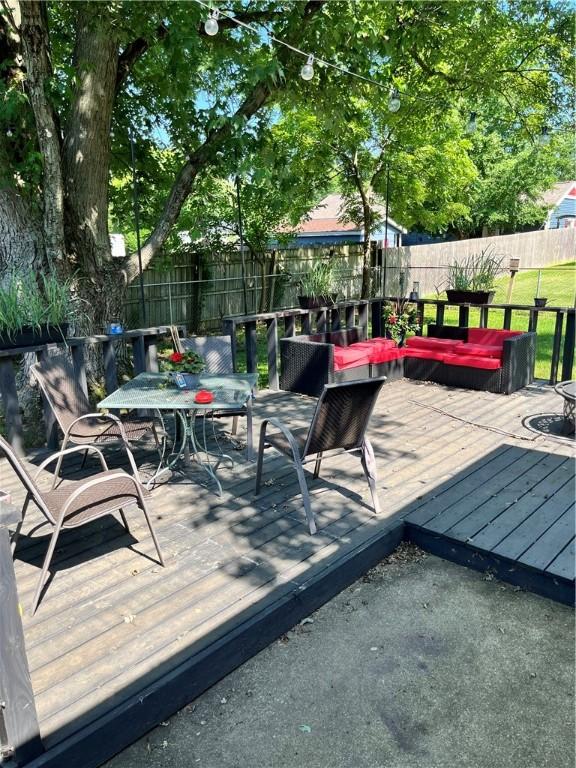 1021 W Hayes Ave, Charleston, IL 61920 - deck featuring outdoor dining space