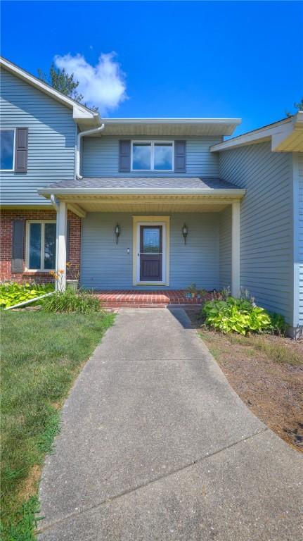 162 S Hillcrest Blvd, Decatur, IL 62522 - view of front of property with a porch and brick siding