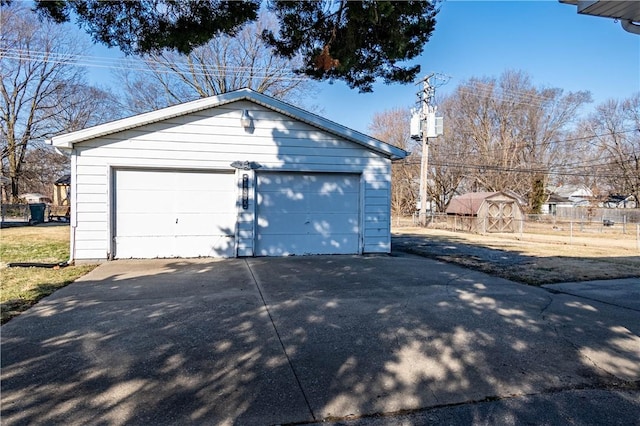 detached garage with fence