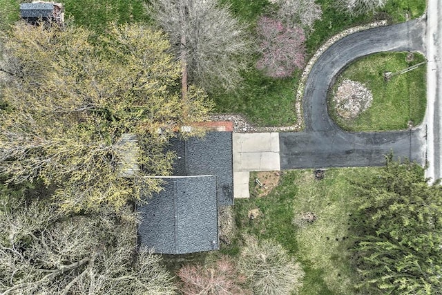 8070 Cerro Gordo Blacktop, Oakley, IL 62501 - bird's eye view