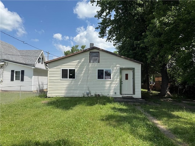 116 Warrington Ave, Danville, IL 61832 - back of property