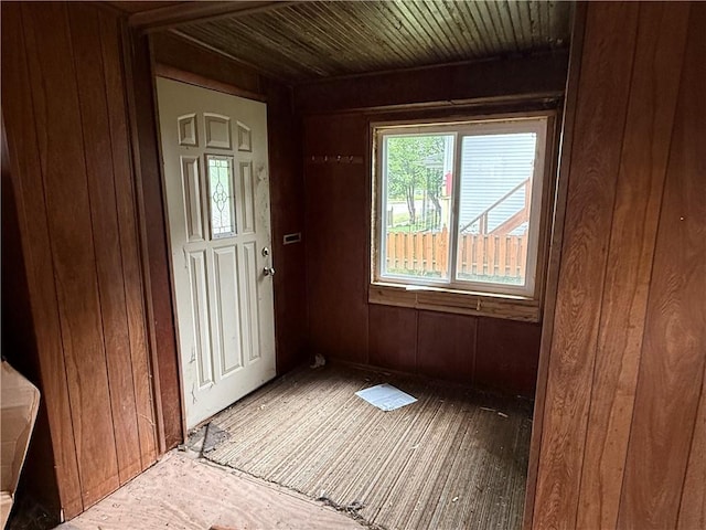 116 Warrington Ave, Danville, IL 61832 - foyer featuring wood walls