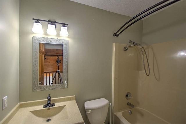 664 N Antler Dr, Mt Zion, IL 62549 - bathroom featuring shower / washtub combination, vanity, and a textured ceiling