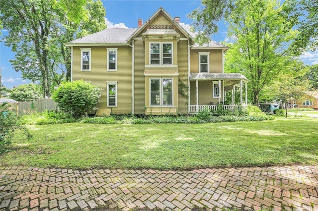 300 Pinzon St, Tuscola, IL 61953 - photo 2