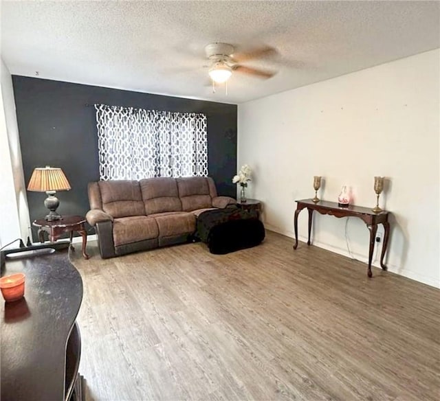 103 Jones St, Catlin, IL 61817 - photo 3