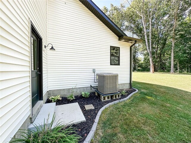 3 Wood Ridge Ln, Marshall, IL 62441 - view of green lawn