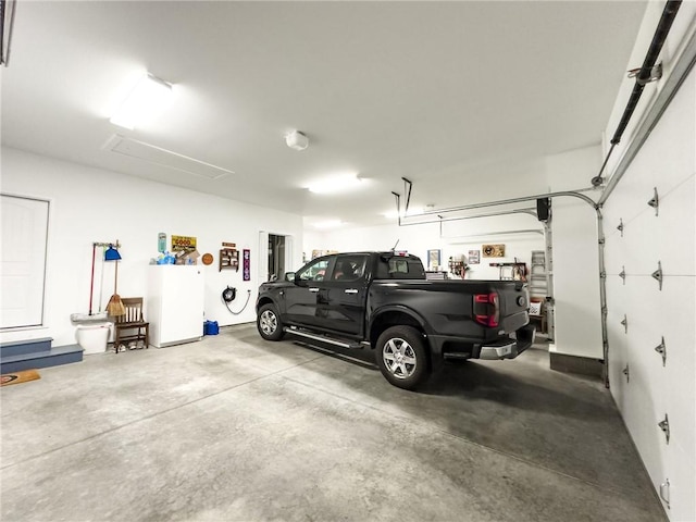 3 Wood Ridge Ln, Marshall, IL 62441 - view of garage