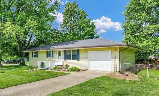 946 Foxcrest Dr, Charleston, IL 61920 - single story home with concrete driveway and a garage
