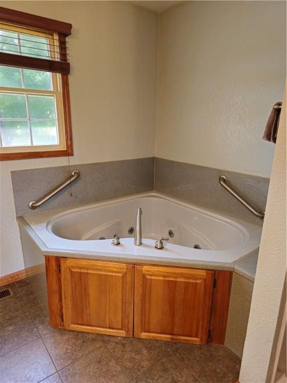 12923 E County Road 700n, Charleston, IL 61920 - photo 9