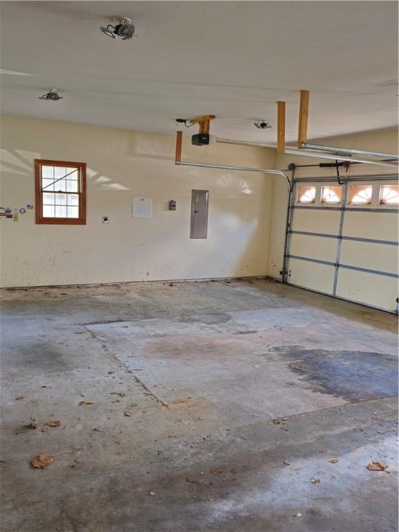 12923 E County Road 700n, Charleston, IL 61920 - photo 30