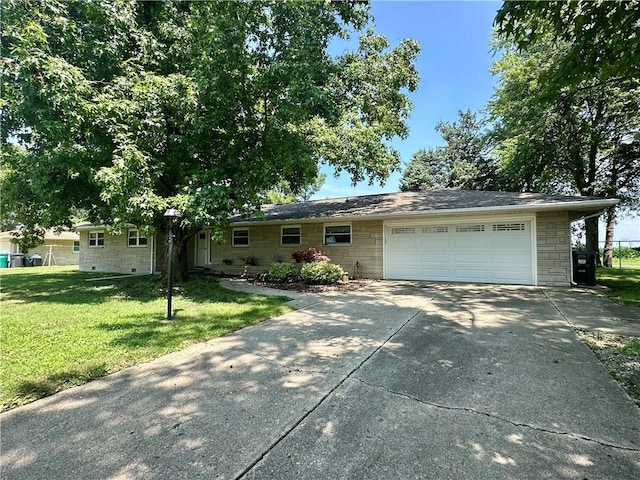 1712 Southdale Dr, Mattoon, IL 61938 - ranch-style home featuring an attached garage, driveway, a front lawn, and stone siding
