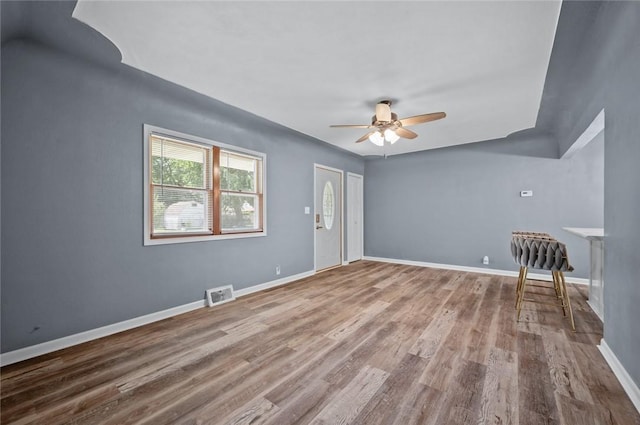 722 Connelly St, Paris, IL 61944 - photo 4
