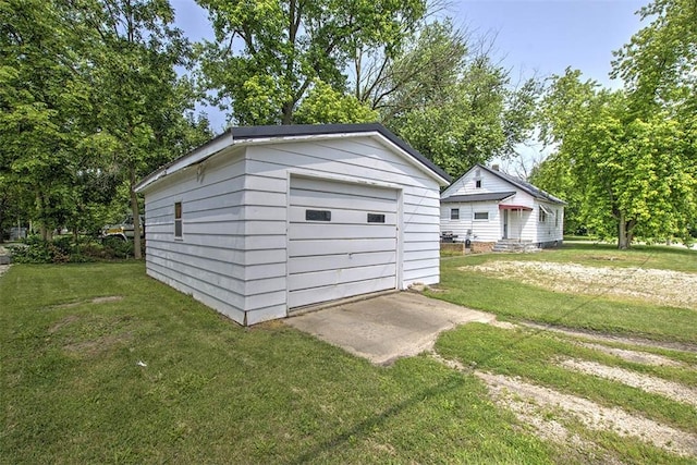 1212 Washington St, Clinton, IL 61727 - view of outdoor structure