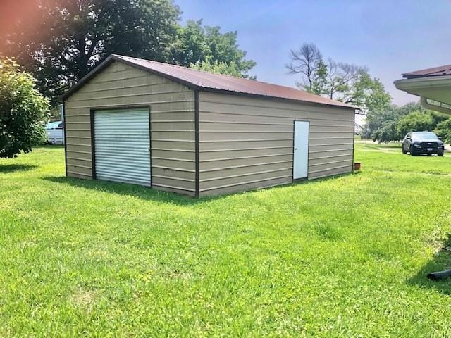 900 W Cumberland Rd, Saint Elmo, IL 62458 - view of outdoor structure