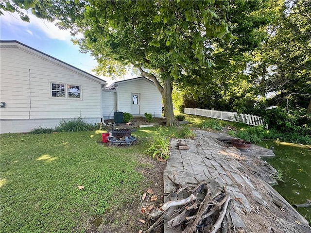 3475 Lake Paradise Rd, Mattoon, IL 61938 - view of yard