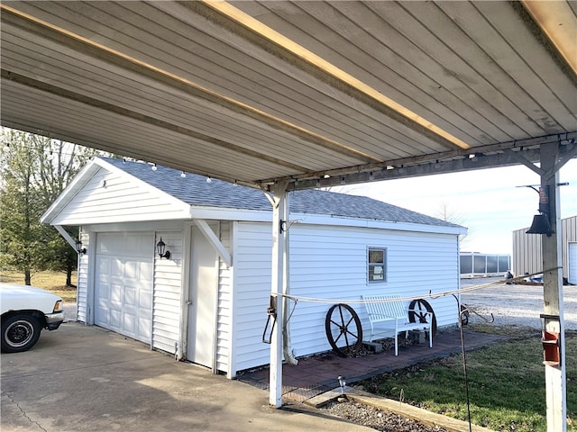 view of detached garage