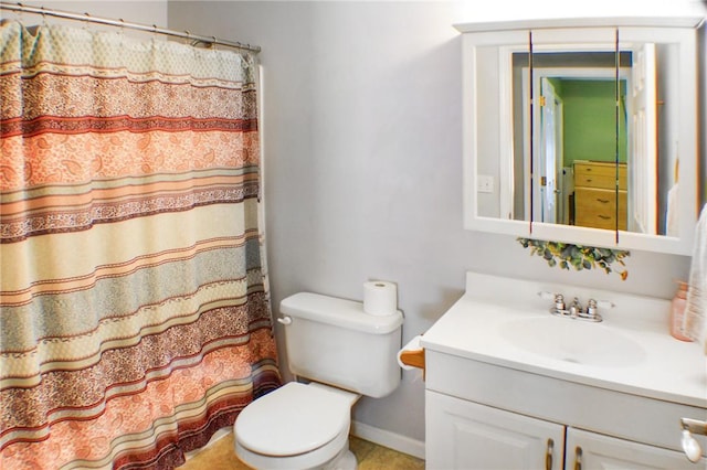 1203 Adams Ave, Charleston, IL 61920 - full bath with vanity and curtained shower