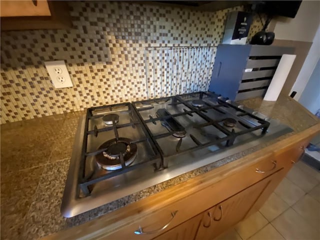 1105 Edgar Ave, Mattoon, IL 61938 - kitchen view of stainless steel gas cooktop