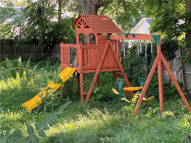 1105 Edgar Ave, Mattoon, IL 61938 - view of jungle gym