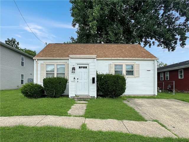 2015 9th St, Charleston, IL 61920 - photo 1