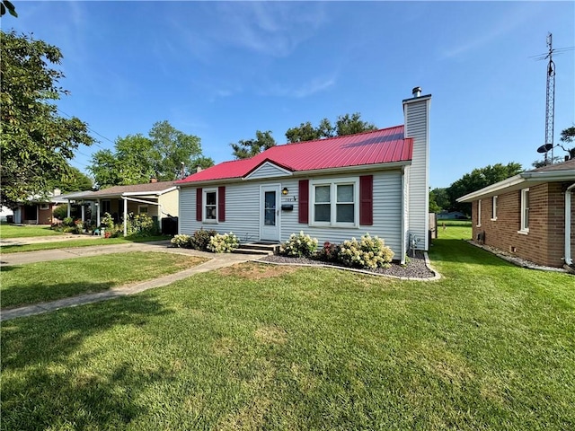 704 Dakota Ave, Mattoon, IL 61938 - photo 2