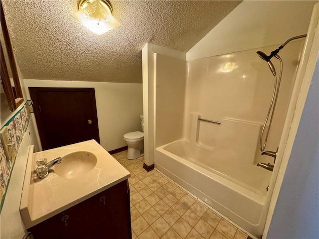 704 Dakota Ave, Mattoon, IL 61938 - photo 11