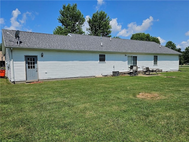 58 S Shores Shrs, Sullivan, IL 61951 - photo 5