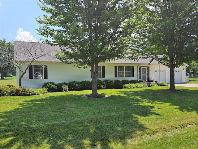 58 S Shores Shrs, Sullivan, IL 61951 - photo 2