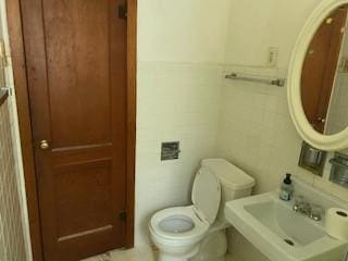 403 W Lake St, Pana, IL 62557 - photo 9