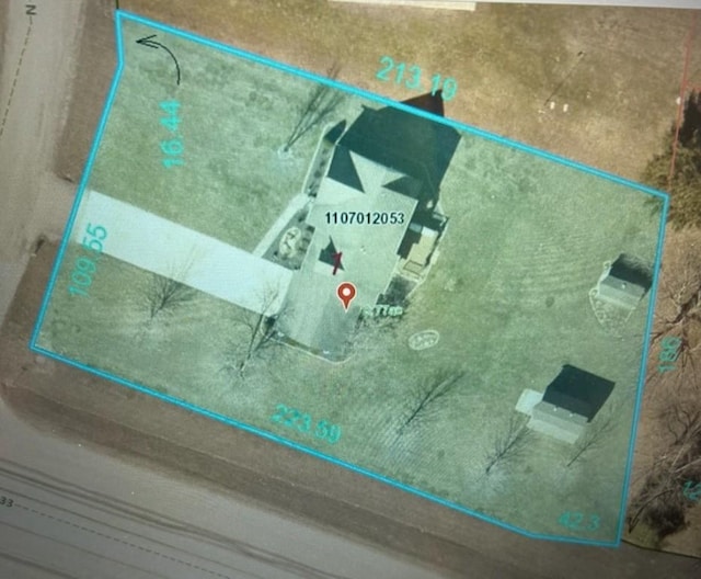 16142 Country Estates Rd, Effingham, IL 62401 - map / location with property boundaries highlighted