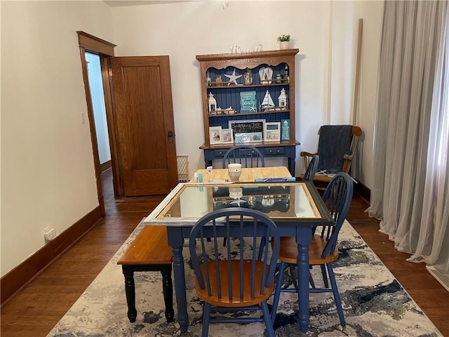 428 E Main St, Hoopeston, IL 60942 - dining area with wood finished floors