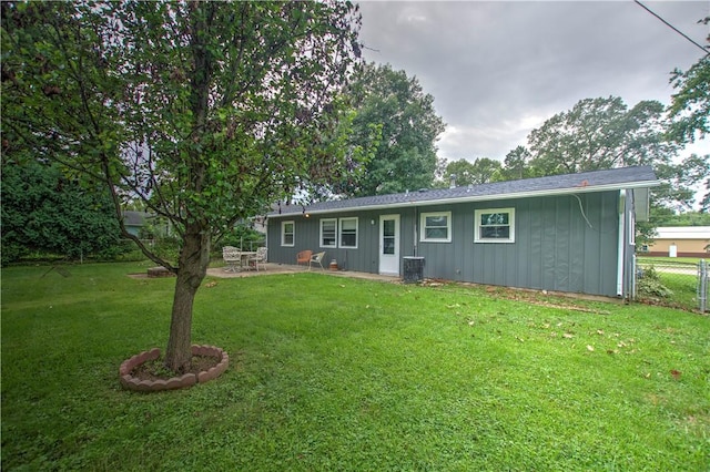 1810 S Country Club Rd, Decatur, IL 62521 - photo 16