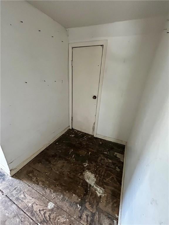305 Bensyl Ave, Danville, IL 61832 - view of spare room