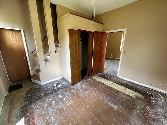 305 Bensyl Ave, Danville, IL 61832 - empty room featuring baseboards and stairs