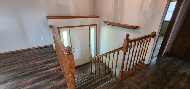 1006 N Koester Dr, Effingham, IL 62401 - foyer entrance with wood finished floors