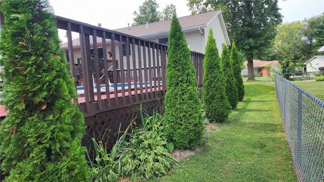 1006 N Koester Dr, Effingham, IL 62401 - view of yard featuring a deck