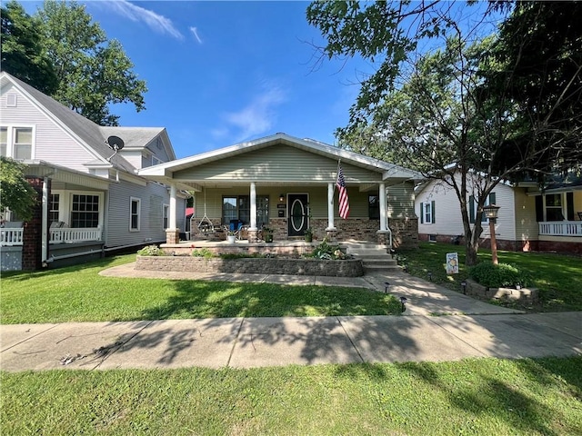 1013 15th St, Mattoon, IL 61938 - photo 1