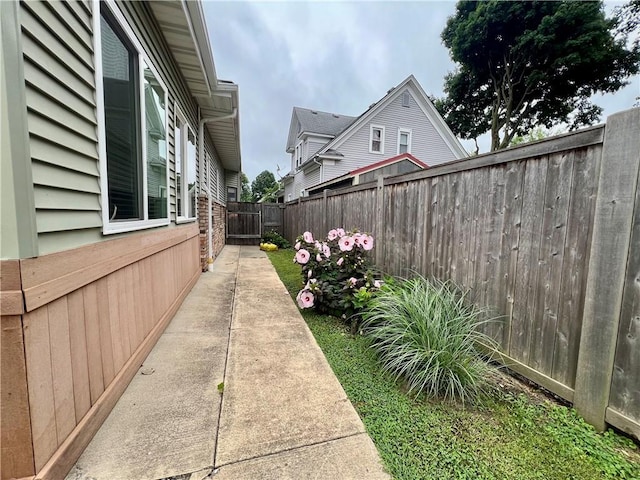 1013 15th St, Mattoon, IL 61938 - photo 43