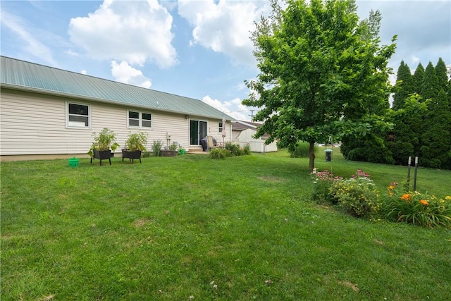 1203 Temple Ave, Effingham, IL 62401 - view of green lawn