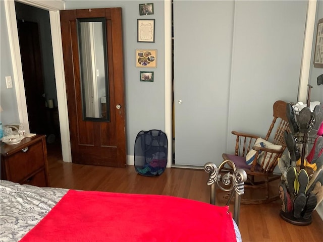 1905 N Vermilion St, Danville, IL 61832 - bedroom featuring wood finished floors