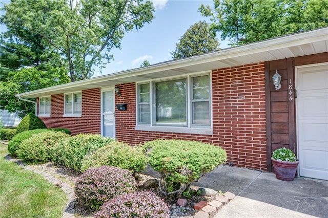1844 S Eastgate Dr, Decatur, IL 62521 - photo 2