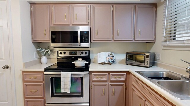 2622 Forrest Green Dr, Decatur, IL 62521 - photo 9