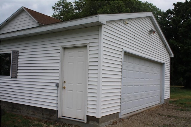 235 E 150 N Rd, Hammond, IL 61929 - view of detached garage
