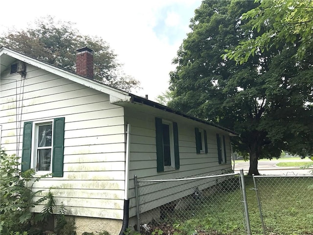 952 W Grand Ave, Decatur, IL 62522 - photo 3