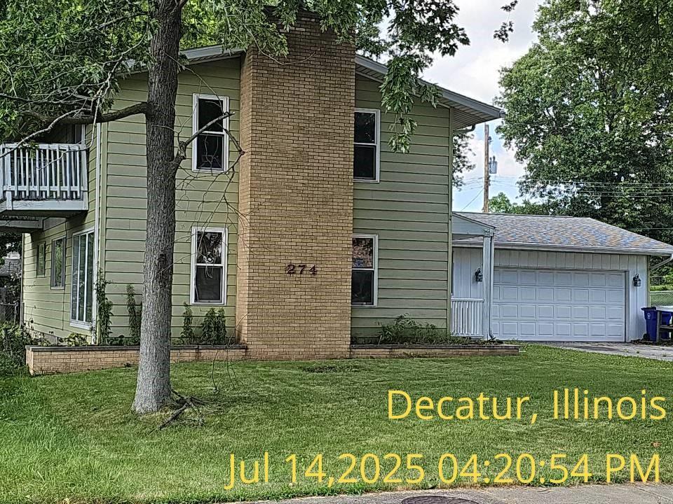 274 E Christine Dr, Decatur, IL 62526 - photo 1