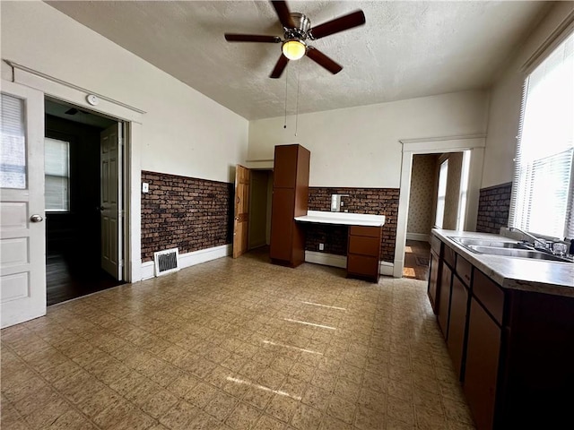 996 W Packard St, Decatur, IL 62522 - photo 3
