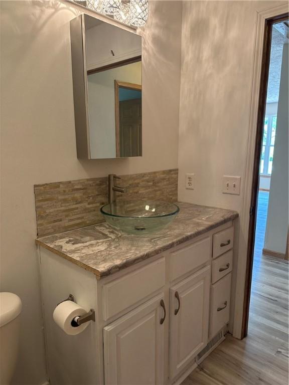 301 Eagle Bluff Dr, Oakwood, IL 61858 - photo 37