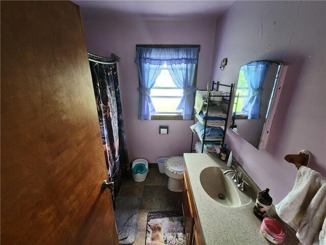 17204 N 125th St, Oblong, IL 62449 - full bath featuring vanity and a shower with shower curtain