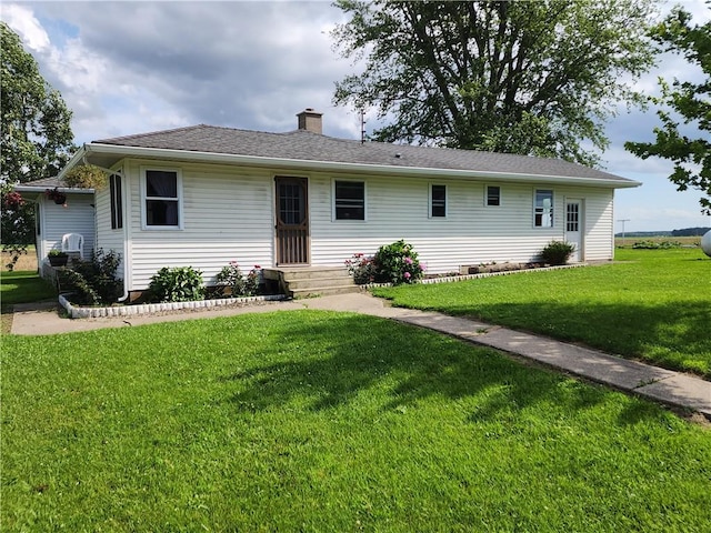 17204 N 125th St, Oblong, IL 62449 - single story home with a front lawn and a chimney