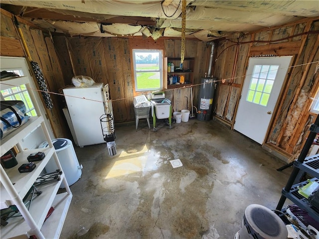 17204 N 125th St, Oblong, IL 62449 - garage with gas water heater and refrigerator